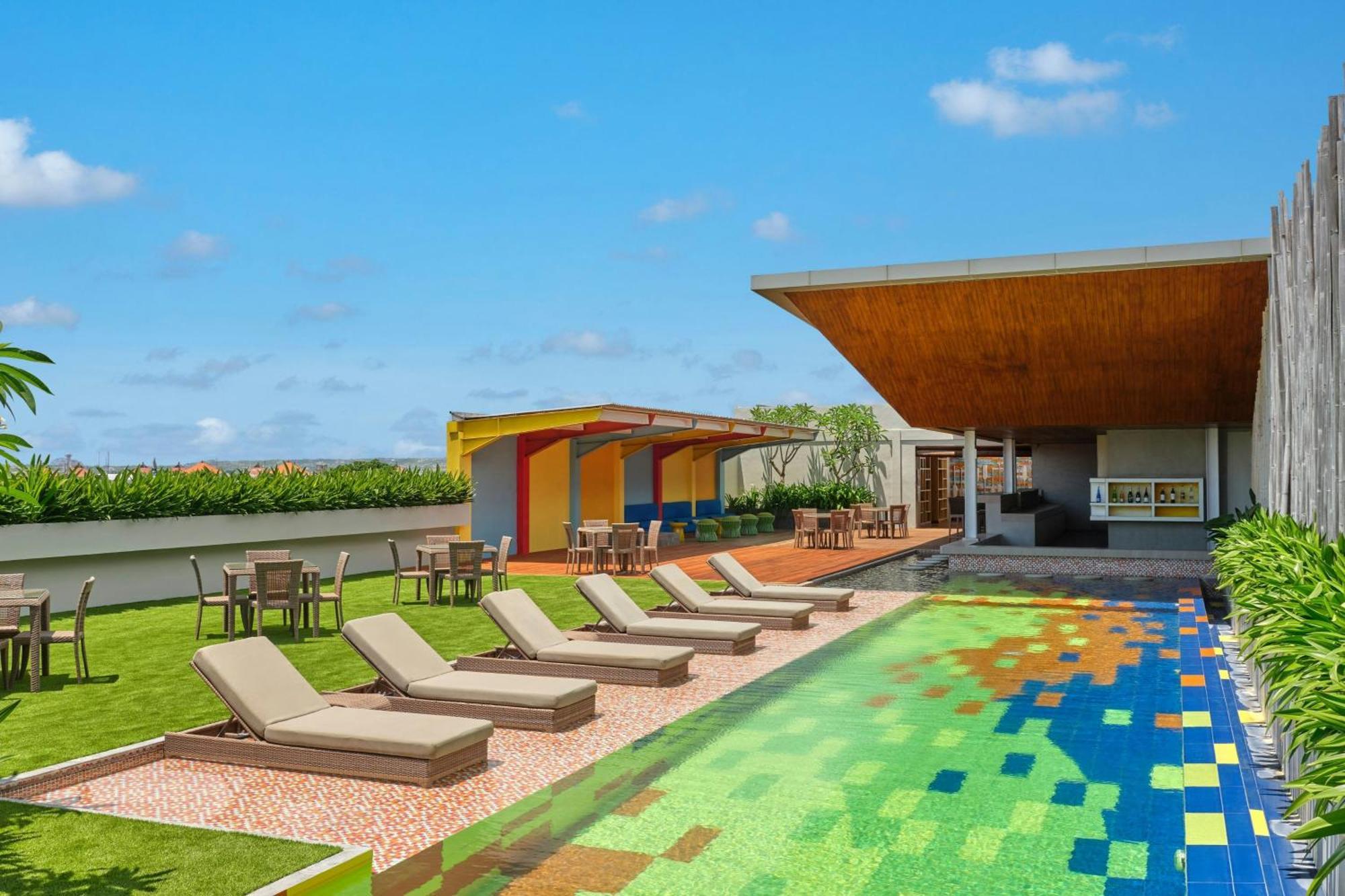 מלון קוטה לומבוק Fairfield By Marriott Bali South Kuta מראה חיצוני תמונה